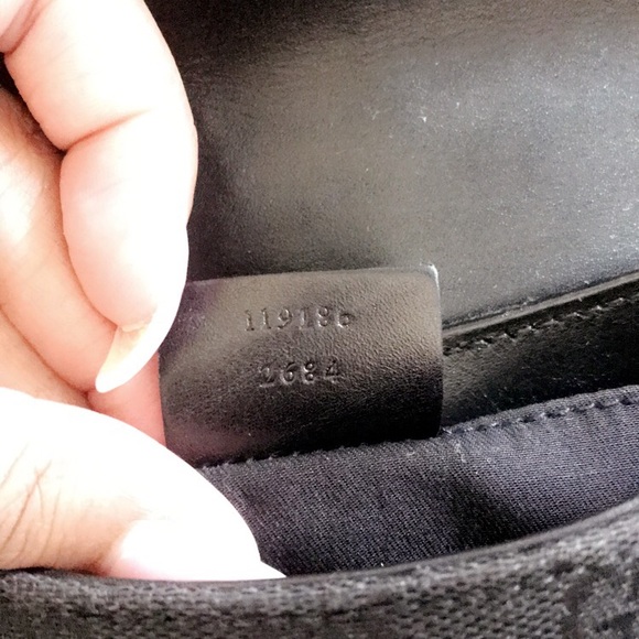 Vintage Gucci Mini Silver Chain bag - Picture 4 of 4